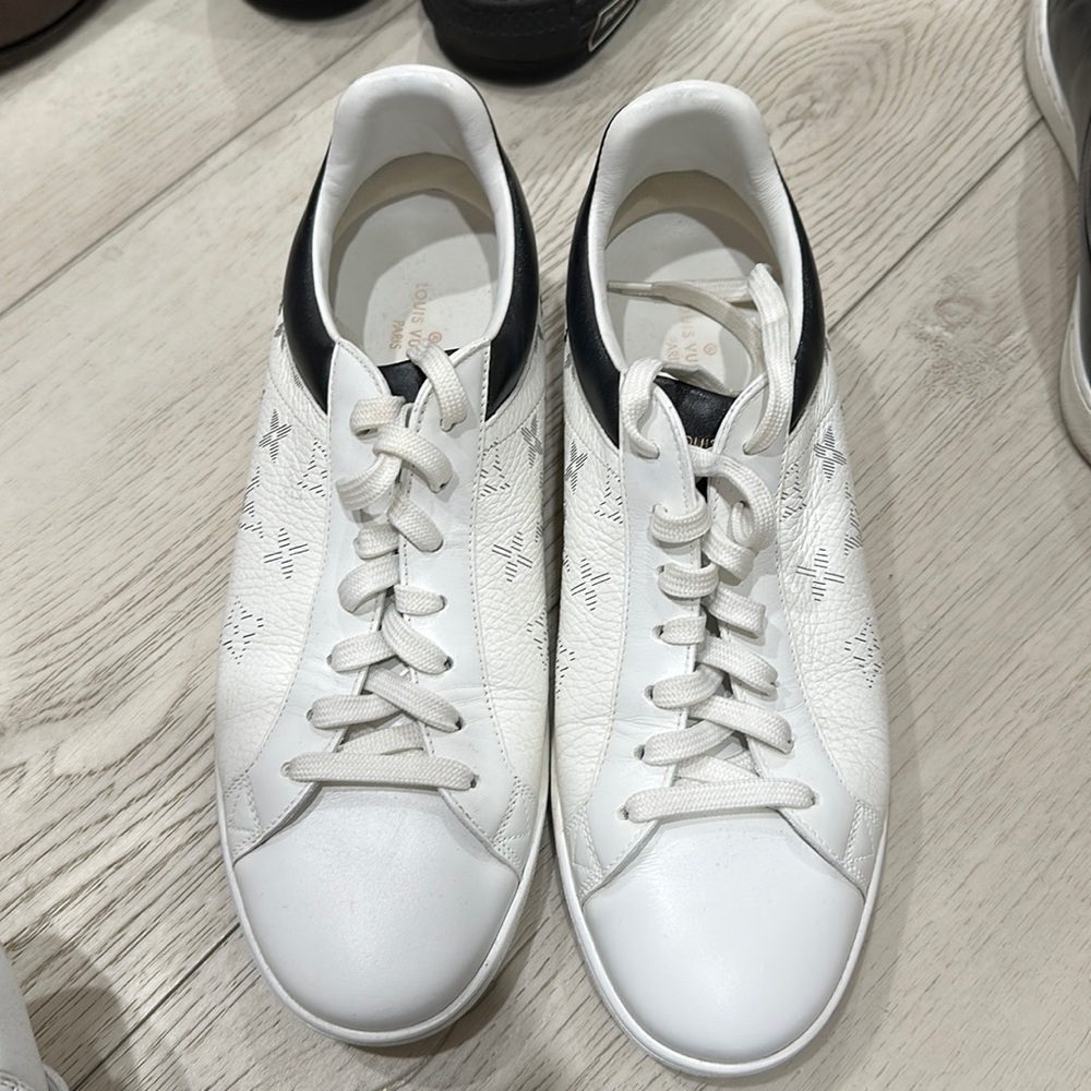 Mens louis vuitton sneaker